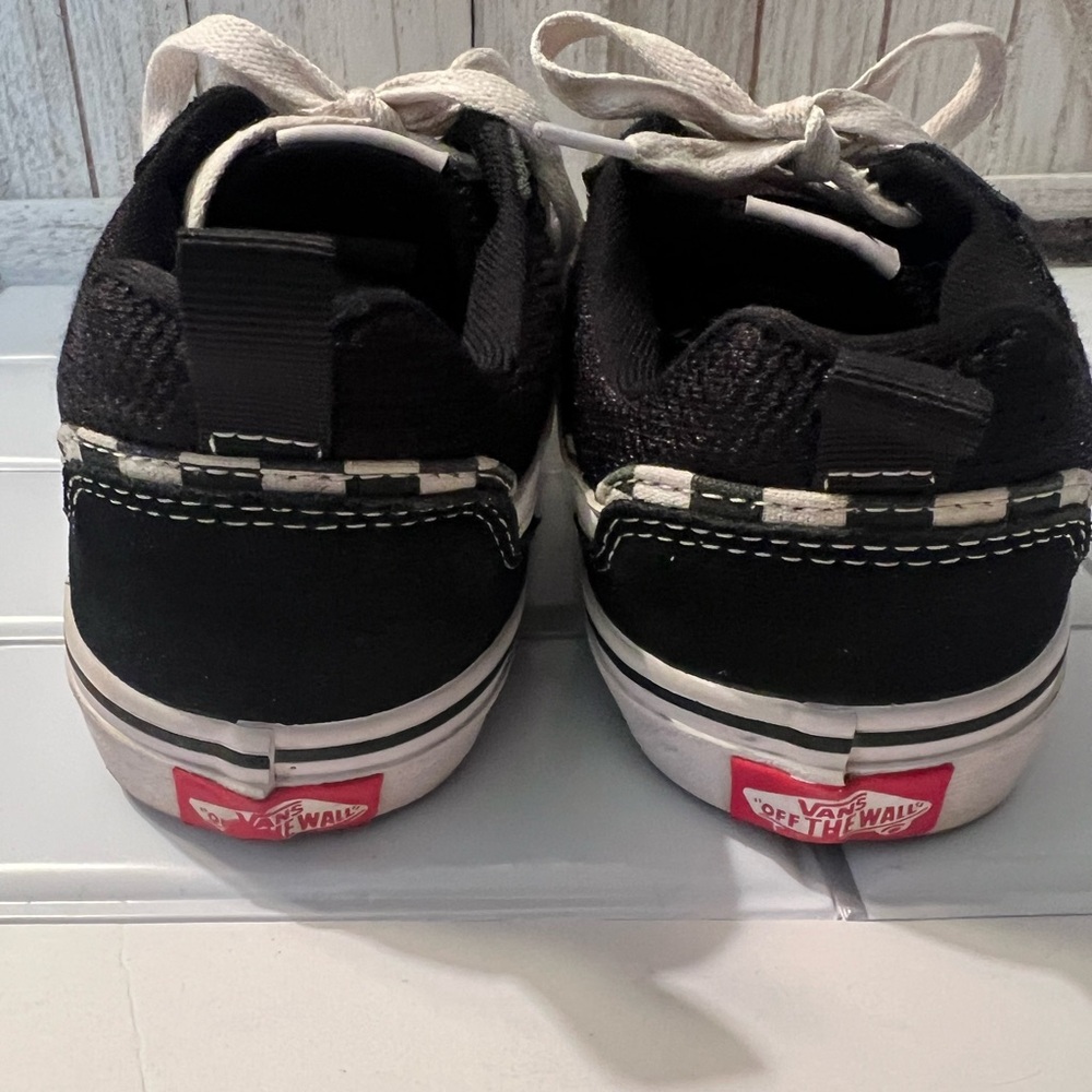Vans Black and White Skate Shoes - Picture 3 of 6